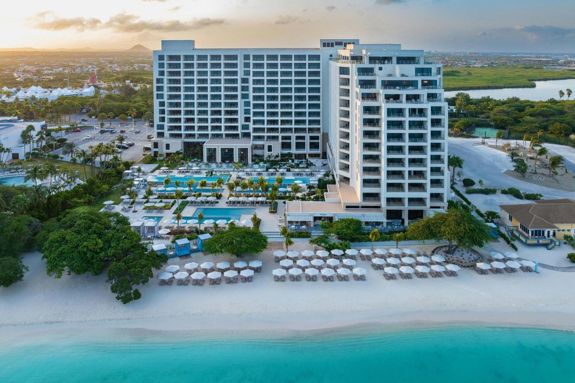 The St. Regis Aruba Resort Palm Beach Exterior photo