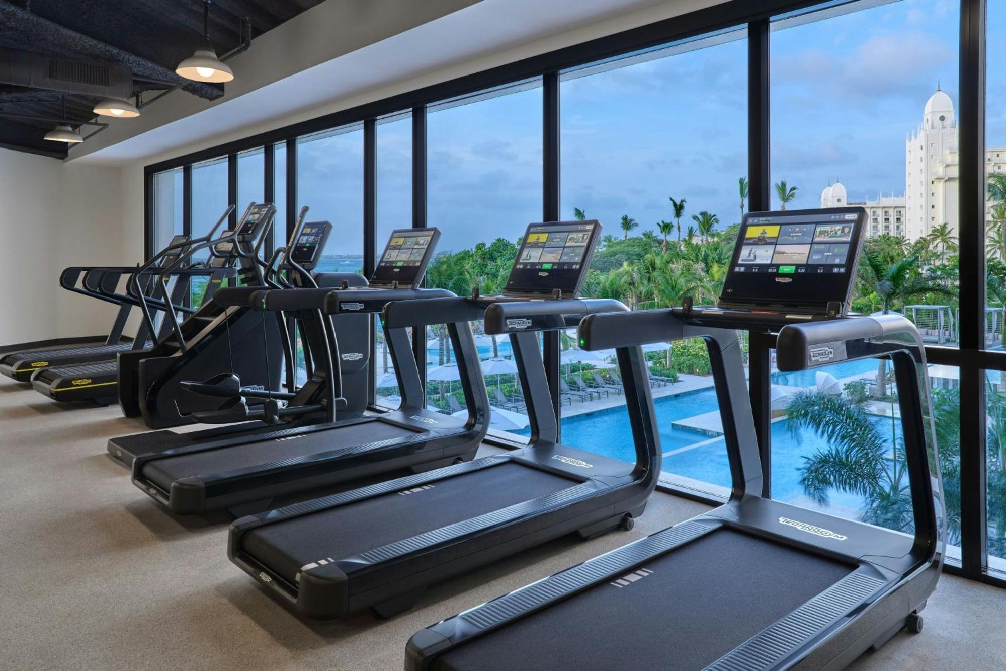 The St. Regis Aruba Resort Palm Beach Exterior photo
